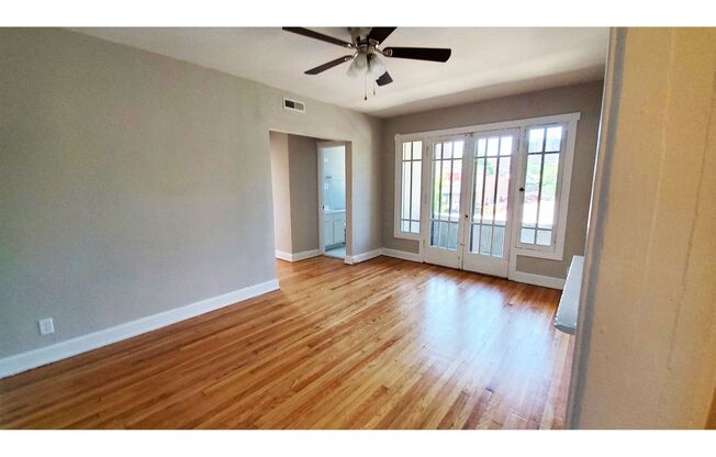 2 beds, 1 bath, 850 sqft, $1,595, Unit 404-69