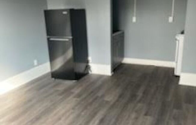 Studio, 1 bath, $575, Unit 104