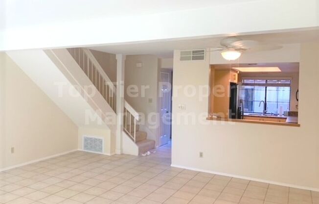 ***Charming 2 bed / 2 bath Townhome in Coastal Carlsbad - Available 04/15***
