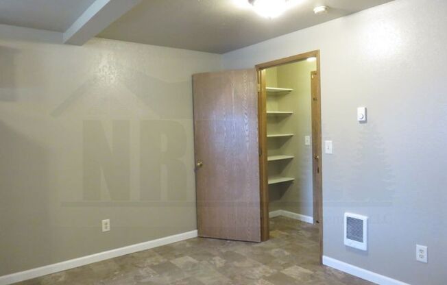 3 beds, 1.5 baths, $2,445