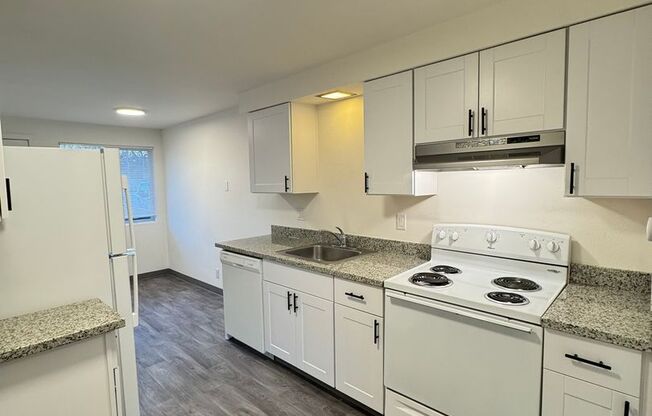 2 beds, 1 bath, 850 sqft, $1,295, Unit 523-01-16