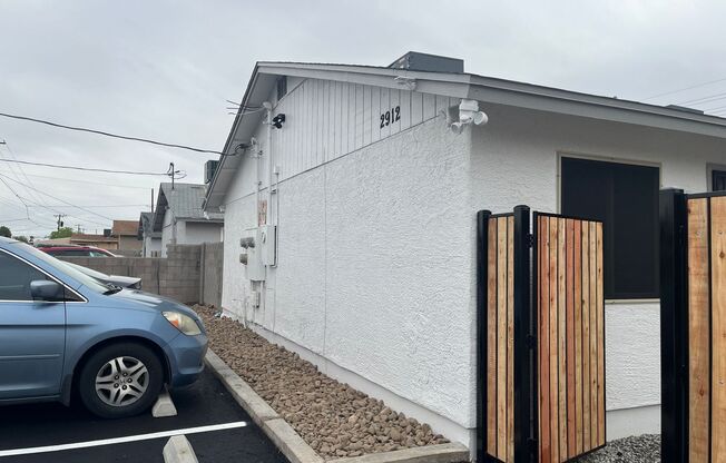 2 beds, 1 bath, 740 sqft, $1,225, Unit 2912 E Roeser Rd. #2