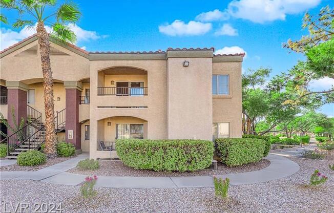 2 beds, 2 baths, 934 sqft, $1,395