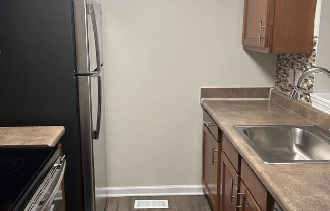 1 bed, 1 bath, 975 sqft, $1,225, Unit 5325H