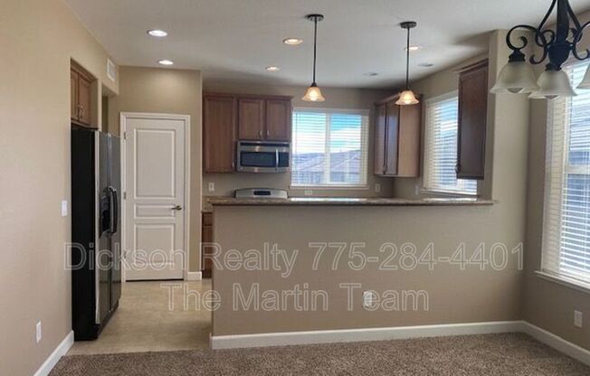 3 beds, 2 baths, 1,748 sqft, $2,345