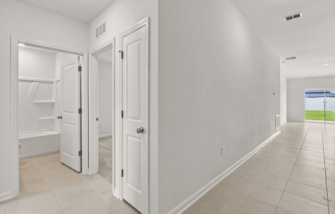 3 beds, 2 baths, 1,555 sqft, $2,350