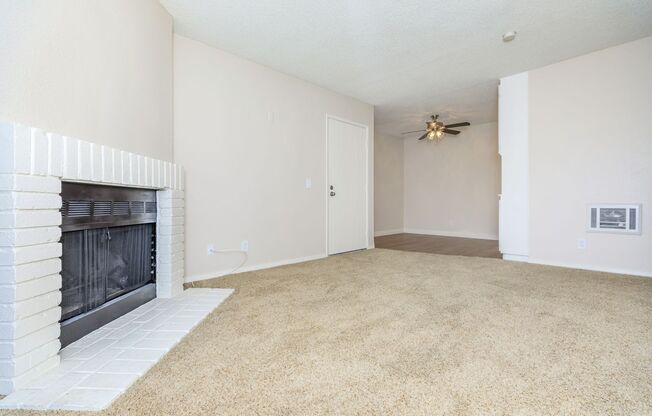 1 bed, 1 bath, 656 sqft, $2,250, Unit 2825-202