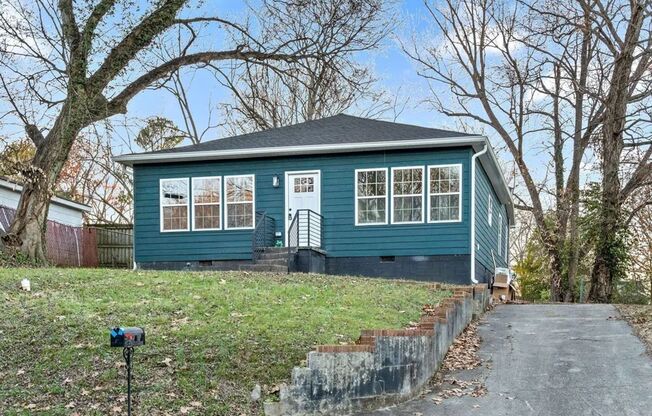 828 GRACEY AVE