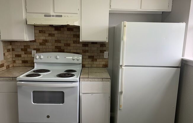 1 bed, 1 bath, 488 sqft, $1,150, Unit 8B