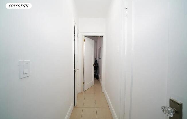 32 63 47 ST