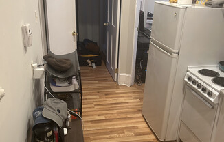 1 bed, 1 bath, $2,640, Unit 16