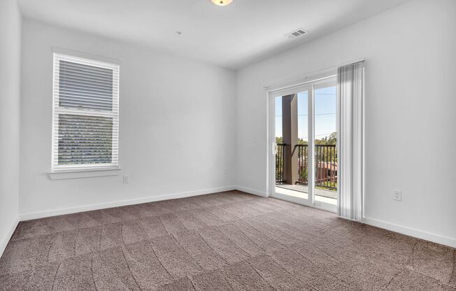 2 beds, 2 baths, $2,200, Unit Unit 301