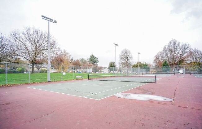 3 beds, 1 bath, 950 sqft, $1,620, Unit C-08