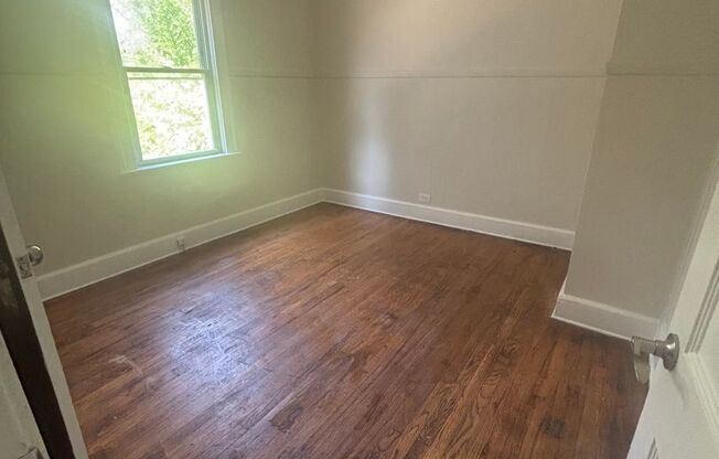 Cleveland East Side 2 bedroom down