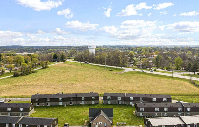 2 beds, 1 bath, 800 sqft, $745, Unit E04