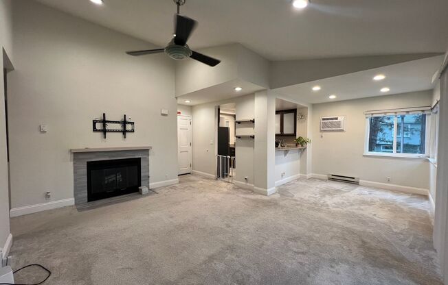 Start 2025 in a beautiful 2 BD / 2 BA corner unit in the Berryessa Neighborhood