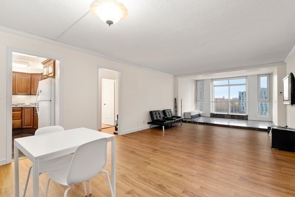2 beds, 2 baths, 1,265 sqft, $4,000, Unit 805