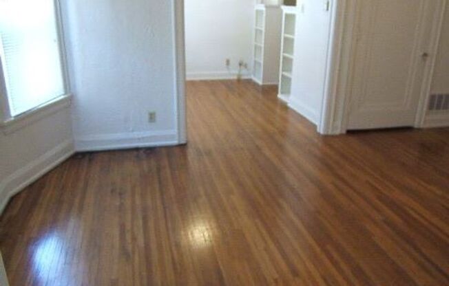 1 bed, 1 bath, 615 sqft, $1,015, Unit 1544-205