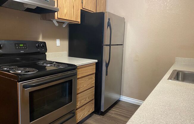 3 beds, 2 baths, 643 sqft, $2,550, Unit B402