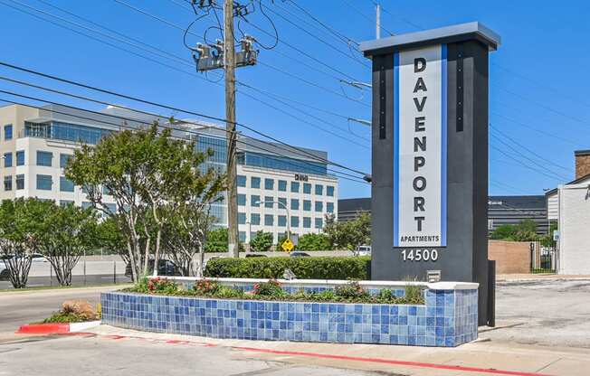Davenport Apartments