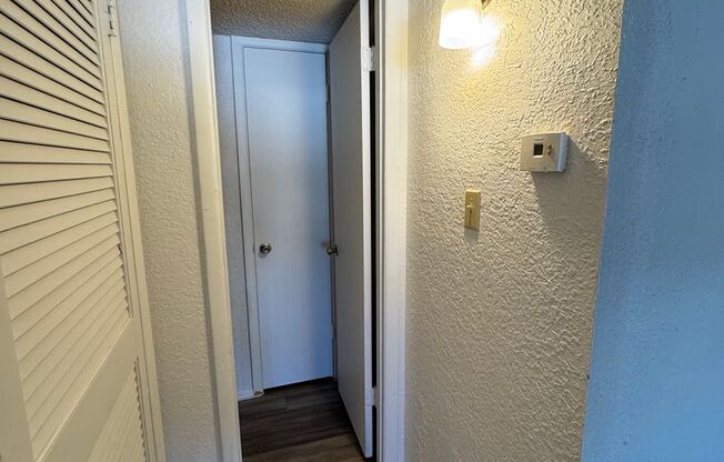 1 bed, 1 bath, 636 sqft, $700, Unit 01H