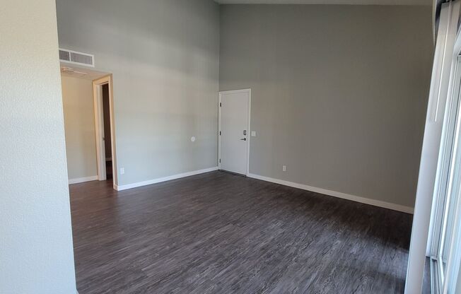 1 bed, 1 bath, 728 sqft, $2,220, Unit A23