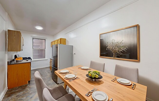 156 8 RIVERSIDE DR W