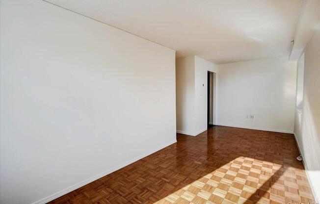 300 W 135 ST