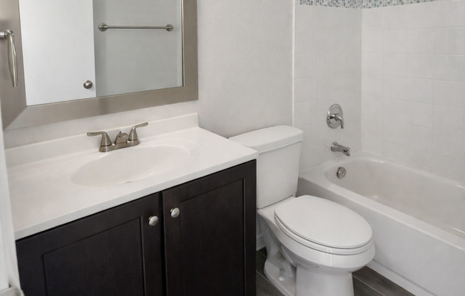 1 bed, 1 bath, 700 sqft, $1,695, Unit 2708 - 10C