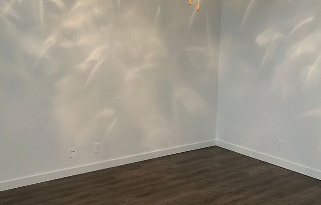 1 bed, 1 bath, 650 sqft, $1,225, Unit SUX-118