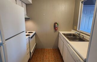 1 bed, 1 bath, $699, Unit #35