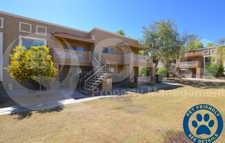 303 N MILLER RD