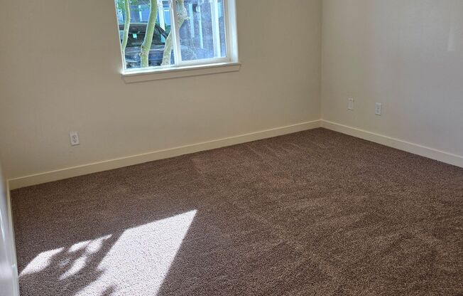 2 beds, 2 baths, 981 sqft, $1,795, Unit 118