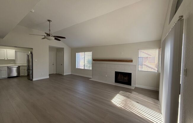 2 beds, 2 baths, $2,250, Unit #2098