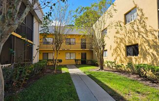2-Bedroom First Floor Condo in Lakeview Condominiums | Orlando