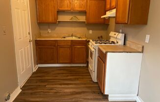 2 beds, 1 bath, $725