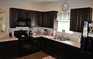 3 beds, 2 baths, $2,350