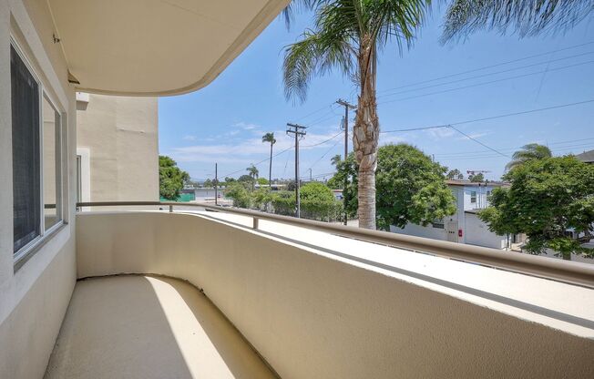 4 beds, 3.5 baths, 2,800 sqft, $4,695, Unit 210