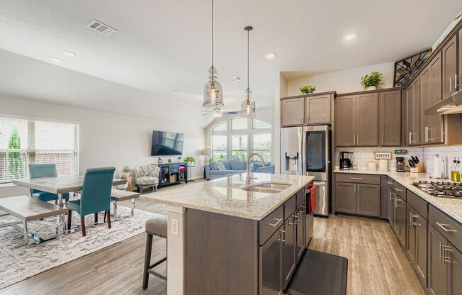 Gorgeous 5 BD / 3 BA Home for Lease in Hutto