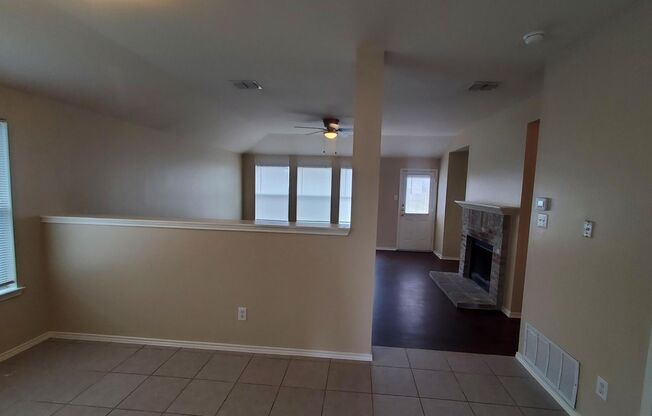 3 beds, 2 baths, $1,999