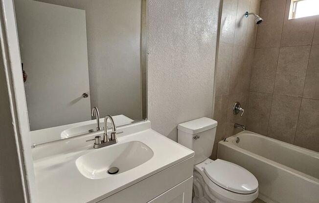 2 beds, 2 baths, 550 sqft, $1,395, Unit 105