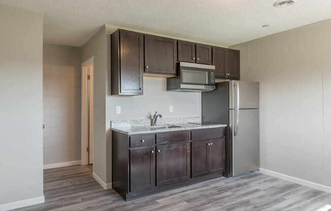 Studio, 1 bath, 225 sqft, $660