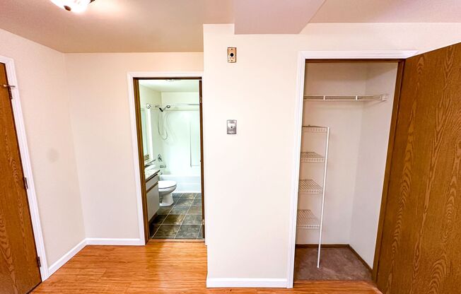 1 bed, 1 bath, 514 sqft, $1,595, Unit 403
