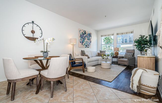 Chic 2-Bedroom Condo in San Diego's Gaslamp District