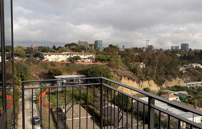 2 beds, 2 baths, 816 sqft, $4,995, Unit 909