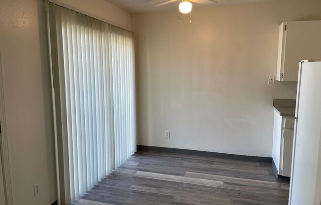 2 beds, 1 bath, 925 sqft, $1,470, Unit 2