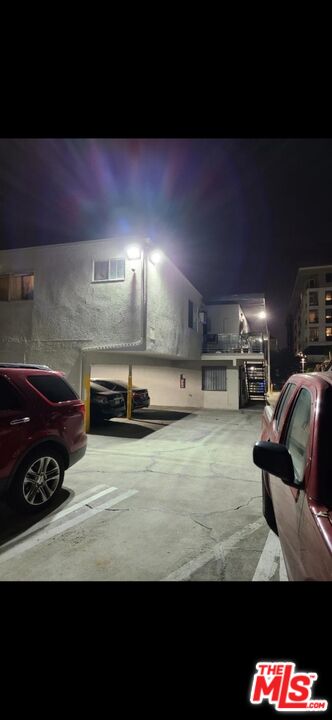 1034 S ARDMORE AVE