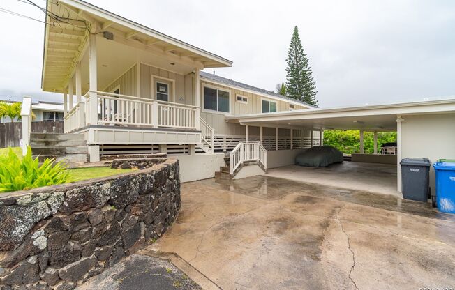 Charming Island Retreat – 3BR/2BA Home A BLOCK FROM THE OCEAN!