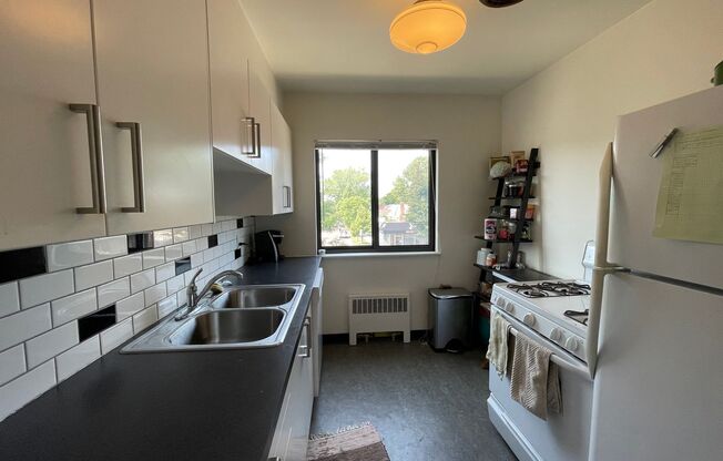 622-632 Snelling Ave South