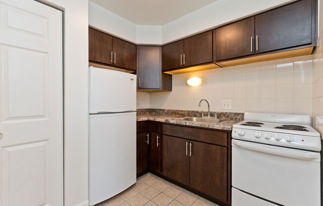 Studio, 1 bath, $1,195, Unit 505
